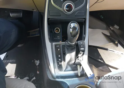 2015 Hyundai Elantra Se из США, поврежденный, VIN 5NPDH4AE7FH603695